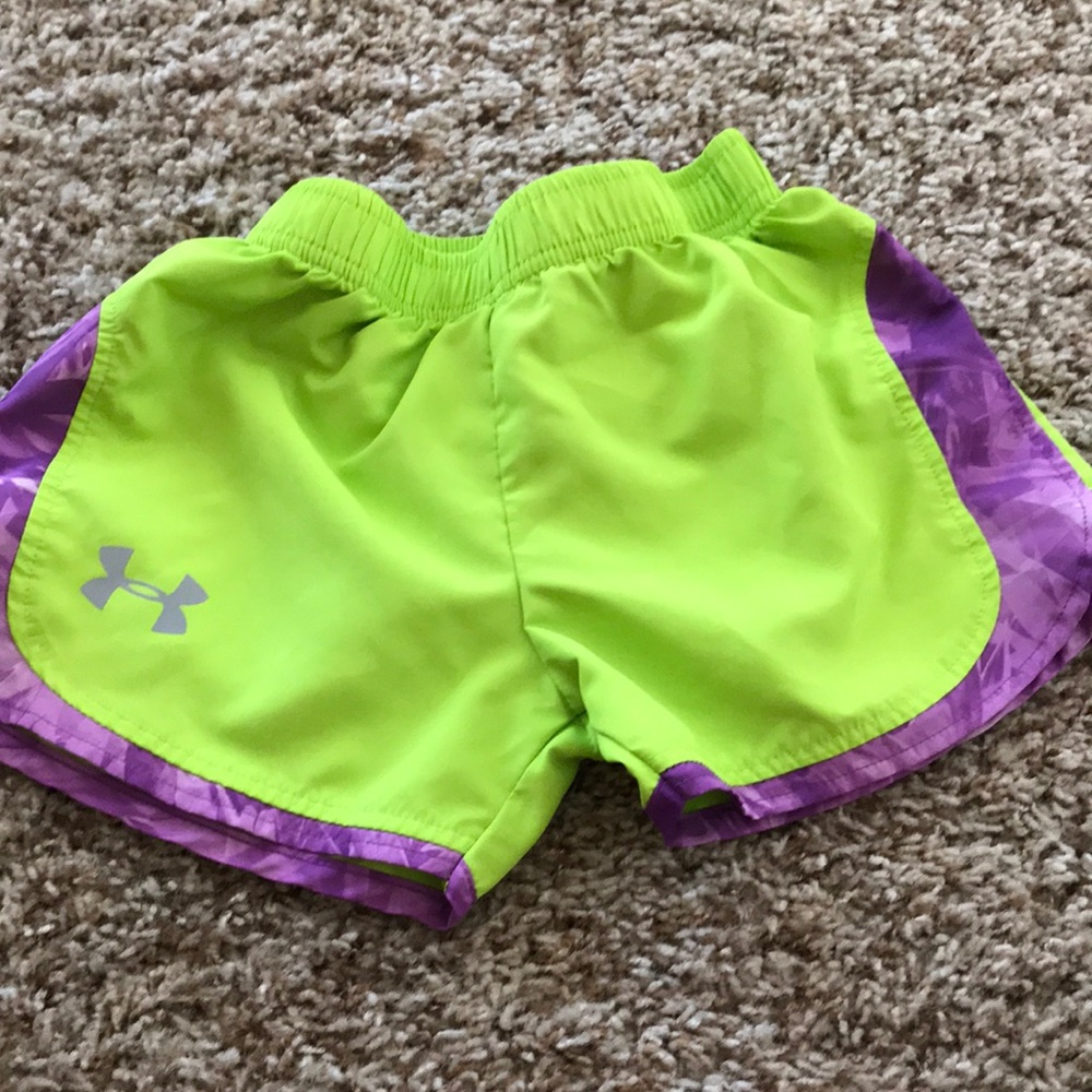Under Armour girls shorts
